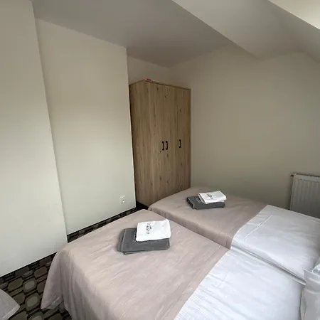 Solaris فندق مبيت وإفطار 3*